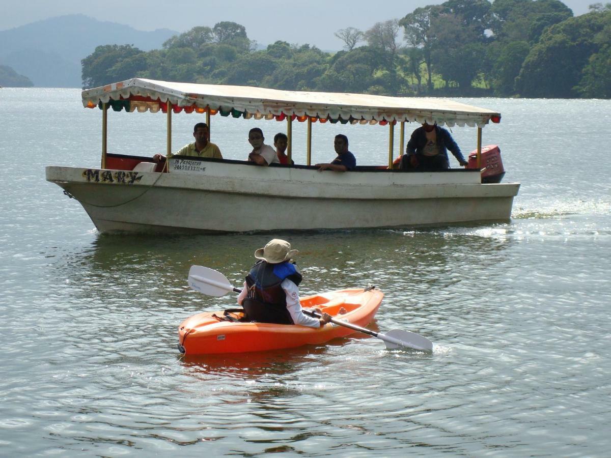 Hotel Playa Azul Catemaco Exterior photo